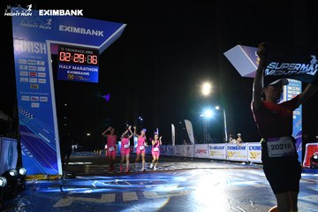 HO CHI MINH CITY NIGHT RUN EXIMBANK 2024 - Ảnh #2064782