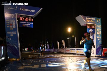 HO CHI MINH CITY NIGHT RUN EXIMBANK 2024 - Ảnh #2061531