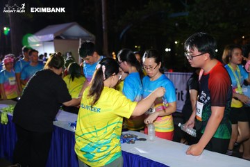 HO CHI MINH CITY NIGHT RUN EXIMBANK 2024 - Ảnh #2012777