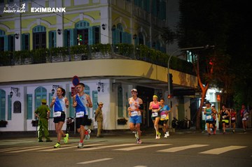 HO CHI MINH CITY NIGHT RUN EXIMBANK 2024 - Ảnh #2031087