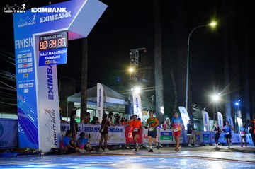HO CHI MINH CITY NIGHT RUN EXIMBANK 2024 - Ảnh #2033137