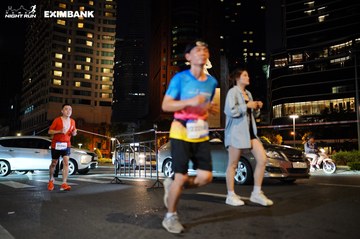 HO CHI MINH CITY NIGHT RUN EXIMBANK 2024 - Ảnh #1990232