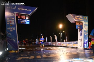 HO CHI MINH CITY NIGHT RUN EXIMBANK 2024 - Ảnh #2064365