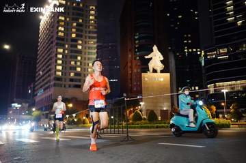 HO CHI MINH CITY NIGHT RUN EXIMBANK 2024 - Ảnh #1989210