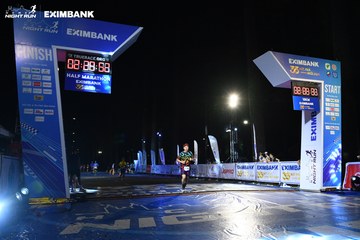HO CHI MINH CITY NIGHT RUN EXIMBANK 2024 - Ảnh #2064343