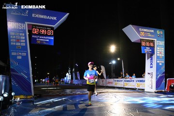 HO CHI MINH CITY NIGHT RUN EXIMBANK 2024 - Ảnh #2063911