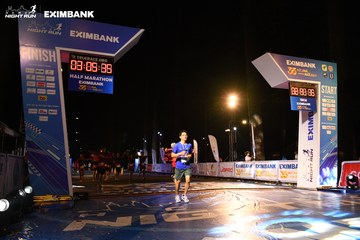 HO CHI MINH CITY NIGHT RUN EXIMBANK 2024 - Ảnh #2064389