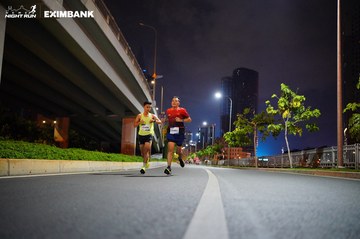 HO CHI MINH CITY NIGHT RUN EXIMBANK 2024 - Ảnh #1988629