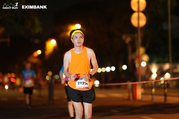 HO CHI MINH CITY NIGHT RUN EXIMBANK 2024 - Ảnh #2160819