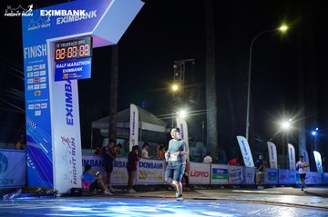 HO CHI MINH CITY NIGHT RUN EXIMBANK 2024 - Ảnh #2035097