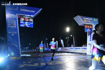 HO CHI MINH CITY NIGHT RUN EXIMBANK 2024 - Ảnh #2065490