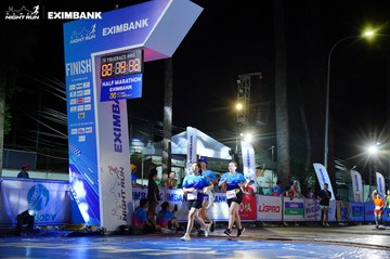 HO CHI MINH CITY NIGHT RUN EXIMBANK 2024 - Ảnh #2033140