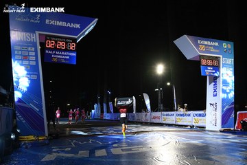 HO CHI MINH CITY NIGHT RUN EXIMBANK 2024 - Ảnh #2064611