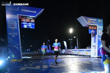 HO CHI MINH CITY NIGHT RUN EXIMBANK 2024 - Ảnh #2065493