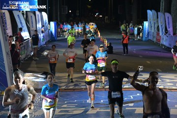 HO CHI MINH CITY NIGHT RUN EXIMBANK 2024 - Ảnh #2031508