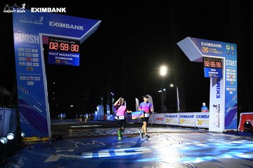 HO CHI MINH CITY NIGHT RUN EXIMBANK 2024 - Ảnh #2060833