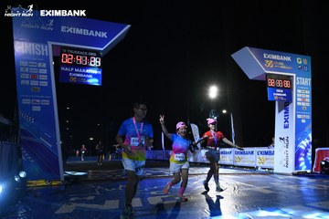 HO CHI MINH CITY NIGHT RUN EXIMBANK 2024 - Ảnh #2062102