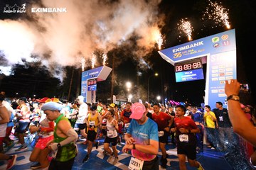 HO CHI MINH CITY NIGHT RUN EXIMBANK 2024 - Ảnh #1971088