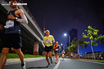 HO CHI MINH CITY NIGHT RUN EXIMBANK 2024 - Ảnh #1988759