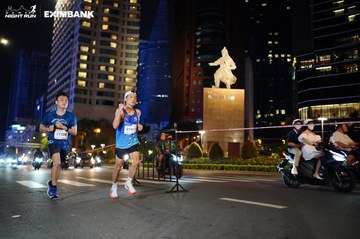 HO CHI MINH CITY NIGHT RUN EXIMBANK 2024 - Ảnh #1989133