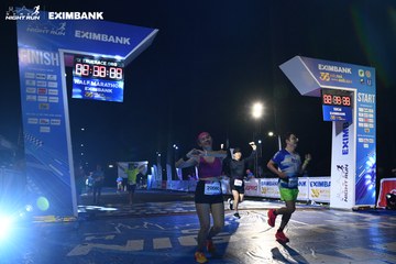 HO CHI MINH CITY NIGHT RUN EXIMBANK 2024 - Ảnh #2060164