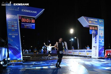 HO CHI MINH CITY NIGHT RUN EXIMBANK 2024 - Ảnh #2062150