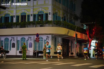 HO CHI MINH CITY NIGHT RUN EXIMBANK 2024 - Ảnh #2031277