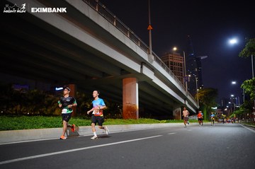 HO CHI MINH CITY NIGHT RUN EXIMBANK 2024 - Ảnh #1988911