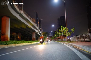 HO CHI MINH CITY NIGHT RUN EXIMBANK 2024 - Ảnh #1988340