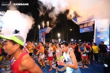 HO CHI MINH CITY NIGHT RUN EXIMBANK 2024 - Ảnh #1971066