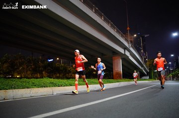 HO CHI MINH CITY NIGHT RUN EXIMBANK 2024 - Ảnh #1988695