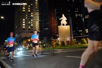 HO CHI MINH CITY NIGHT RUN EXIMBANK 2024 - Ảnh #1989683