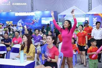 HO CHI MINH CITY NIGHT RUN EXIMBANK 2024 - Ảnh #1965122