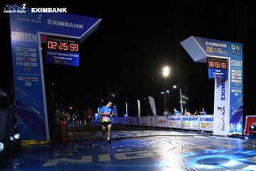 HO CHI MINH CITY NIGHT RUN EXIMBANK 2024 - Ảnh #2061271