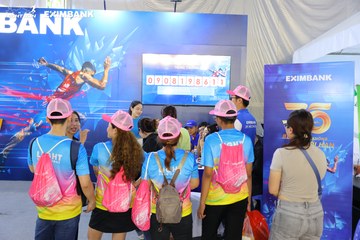 HO CHI MINH CITY NIGHT RUN EXIMBANK 2024 - Ảnh #1965904