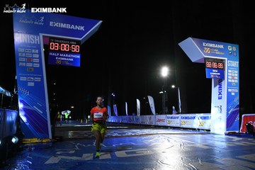 HO CHI MINH CITY NIGHT RUN EXIMBANK 2024 - Ảnh #2061534