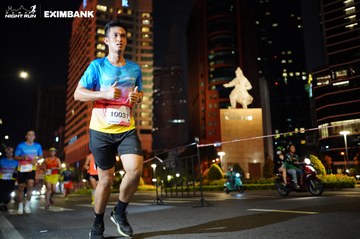 HO CHI MINH CITY NIGHT RUN EXIMBANK 2024 - Ảnh #1990226