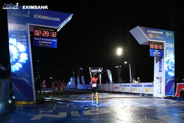 HO CHI MINH CITY NIGHT RUN EXIMBANK 2024 - Ảnh #2064649