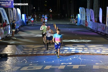HO CHI MINH CITY NIGHT RUN EXIMBANK 2024 - Ảnh #2032065