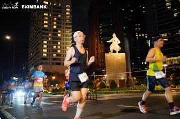 HO CHI MINH CITY NIGHT RUN EXIMBANK 2024 - Ảnh #1990280