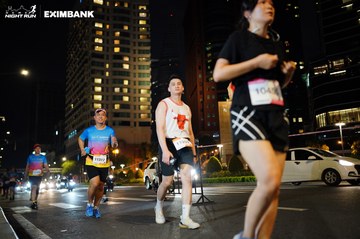 HO CHI MINH CITY NIGHT RUN EXIMBANK 2024 - Ảnh #1991305