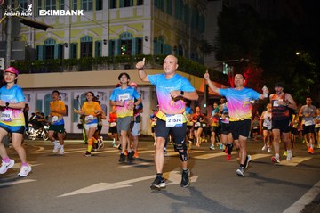 HO CHI MINH CITY NIGHT RUN EXIMBANK 2024 - Ảnh #2031976