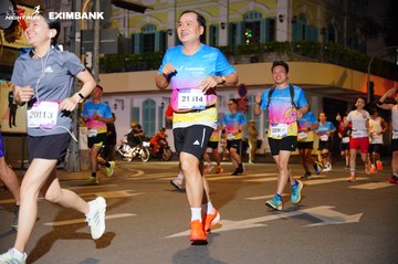 HO CHI MINH CITY NIGHT RUN EXIMBANK 2024 - Ảnh #2031820