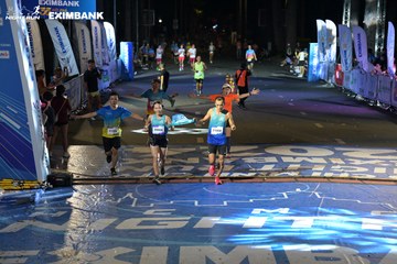 HO CHI MINH CITY NIGHT RUN EXIMBANK 2024 - Ảnh #2026630