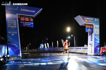 HO CHI MINH CITY NIGHT RUN EXIMBANK 2024 - Ảnh #2064124