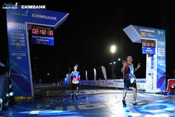 HO CHI MINH CITY NIGHT RUN EXIMBANK 2024 - Ảnh #2063018