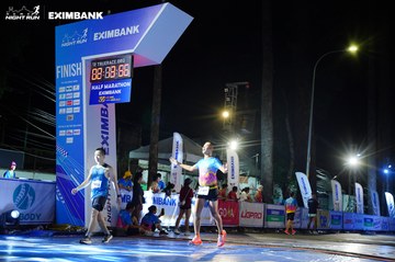 HO CHI MINH CITY NIGHT RUN EXIMBANK 2024 - Ảnh #2033253