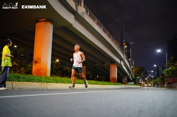 HO CHI MINH CITY NIGHT RUN EXIMBANK 2024 - Ảnh #1988598