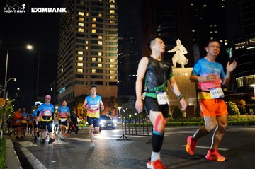 HO CHI MINH CITY NIGHT RUN EXIMBANK 2024 - Ảnh #1990636