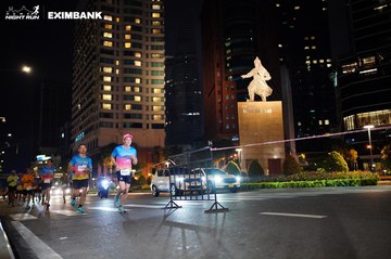 HO CHI MINH CITY NIGHT RUN EXIMBANK 2024 - Ảnh #1990741